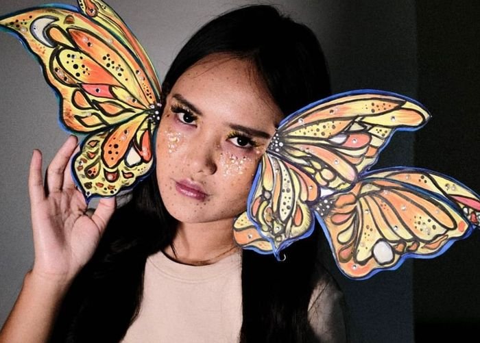 Body & Face Painting example 3 by Sana Kinaan in Dubai