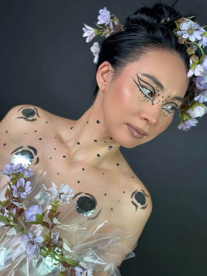 Body & Face Painting example 4 by Sana Kinaan in Dubai