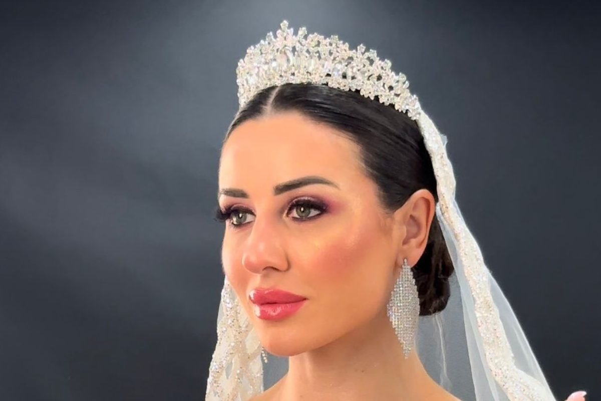 Luxury makeup artistry by Sana Kinaan in Dubai