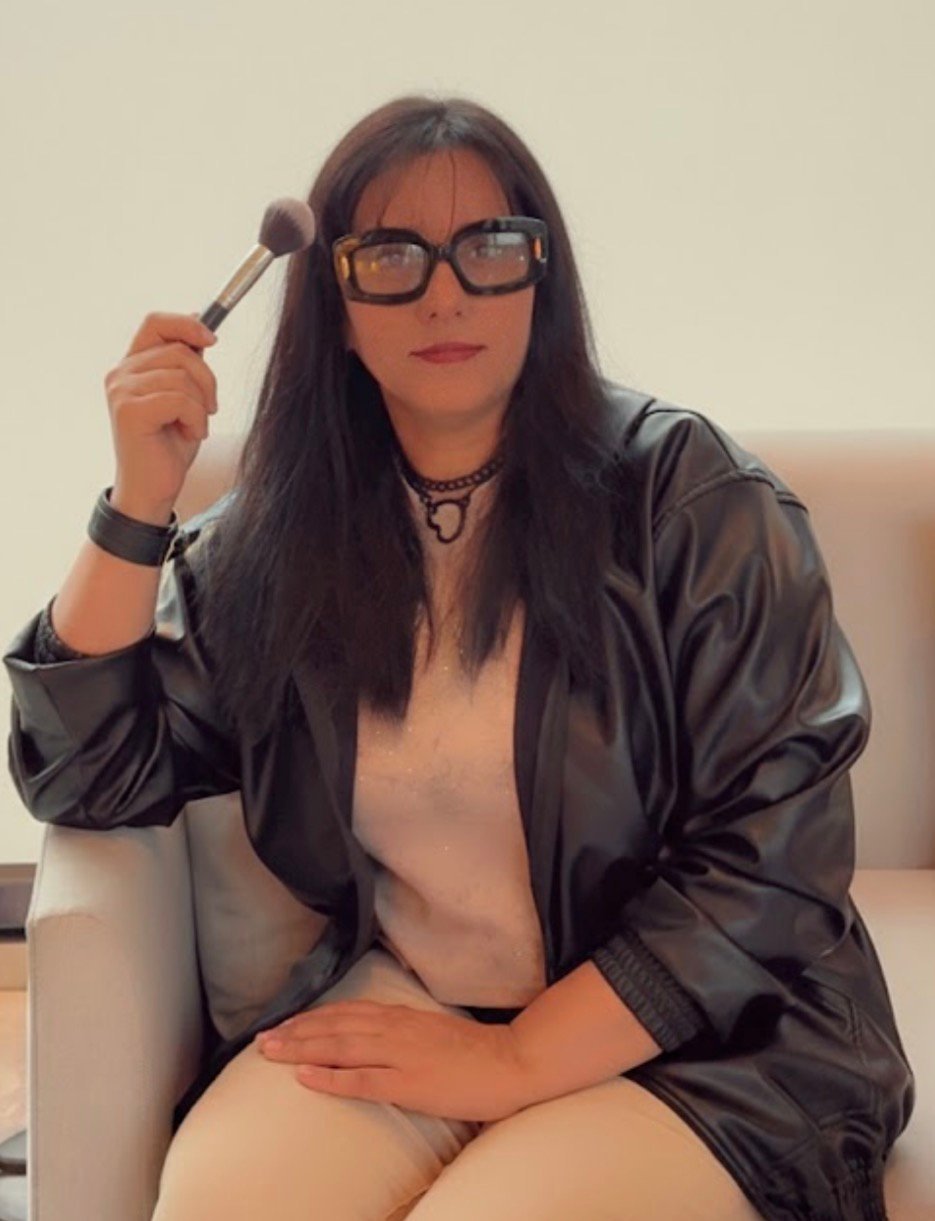 Sana Kinaan, award-winning makeup and hair artist based in Dubai, UAE